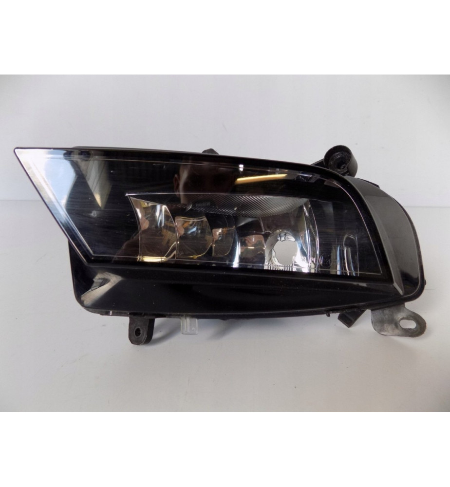 Audi A4 B8 Lift - Halogén Ľavý - 5109