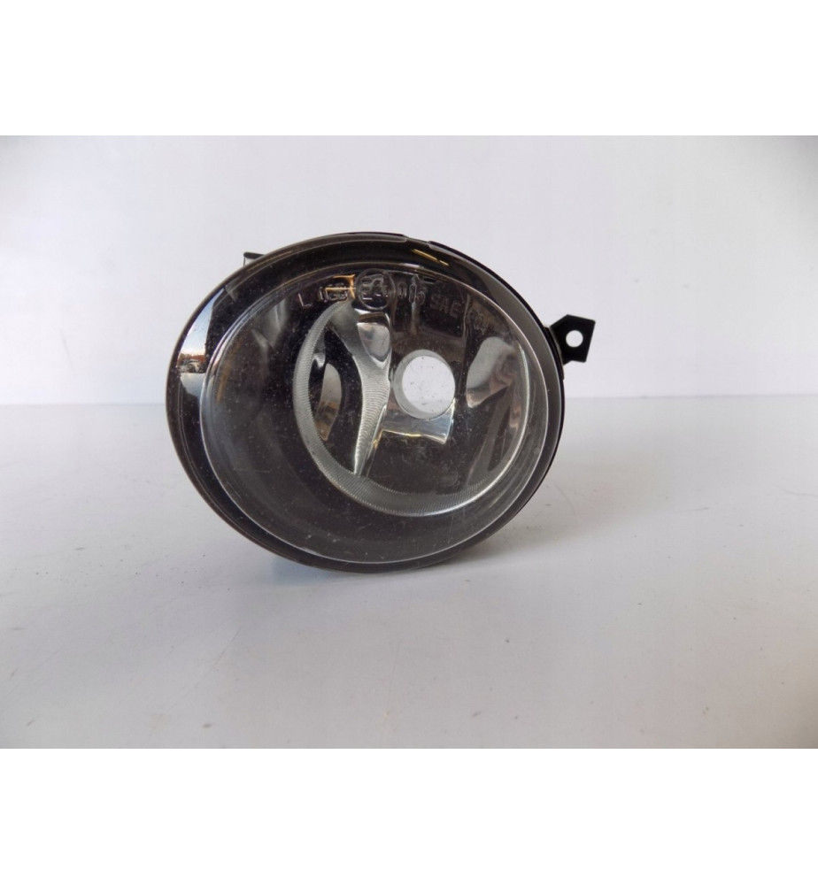 VW Touran - Halogénová lampa ľavá - 5137