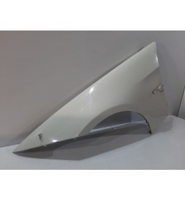 BMW 3 E90 / E91 Blatník Ľavý Poškodený - 13000