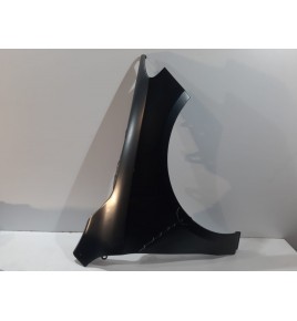 Pravý blatník poškodený...