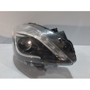 Mercedes W246 Lampa Bi-Xenon R poškodená - 13014 | mobilpol.sk