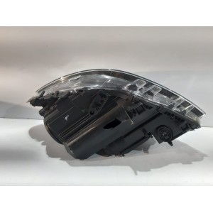 Mercedes W246 Lampa Bi-Xenon R poškodená - 13014 | mobilpol.sk