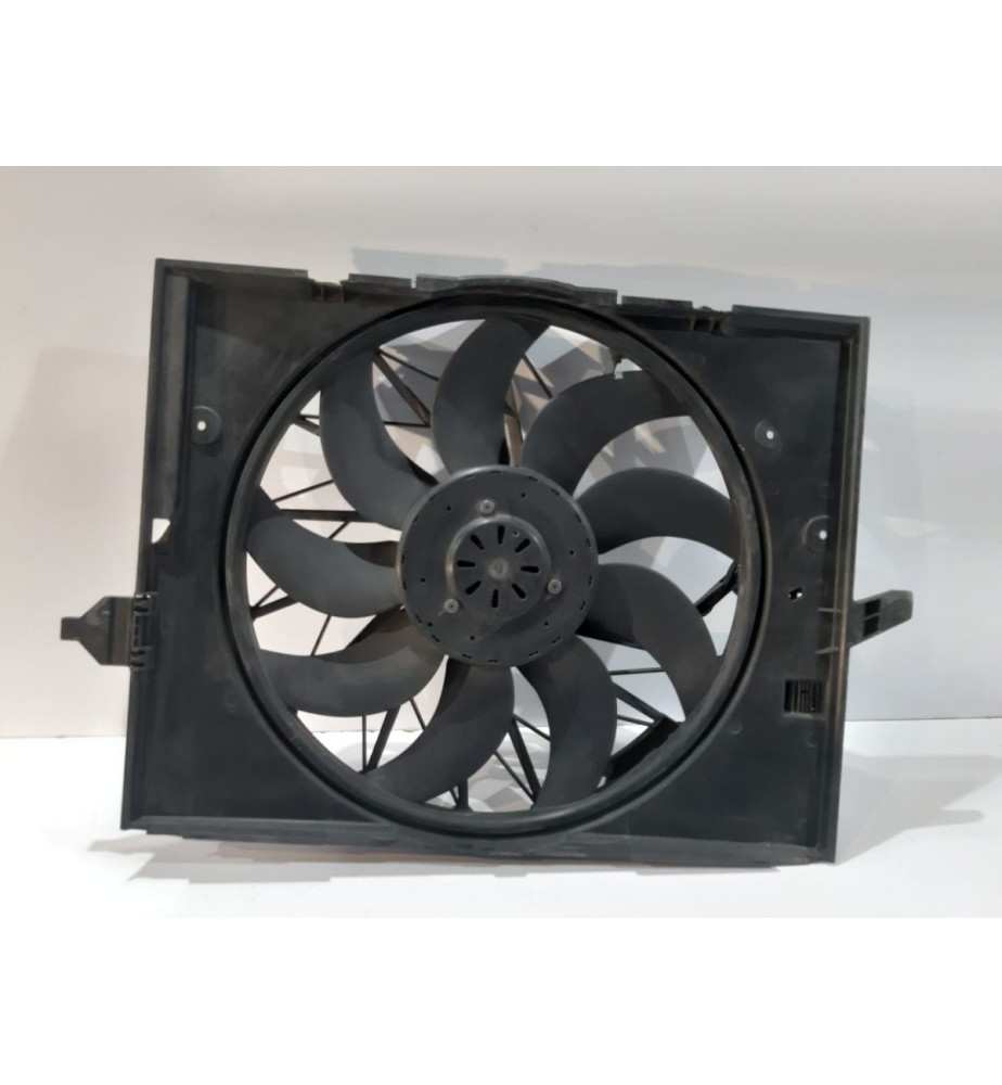 BMW 5 E60 7 E65 Chladič ventilátor - 13037