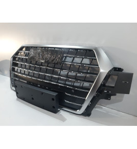 AUDI Q7 4M Maska / Gril - 13047