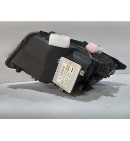 BMW 3 E90 / E91 LCI Lampa Bi-xenon Pravá - 13058