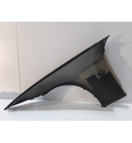 BMW 3 E90 / E91 Predný blatník pravý - 13100