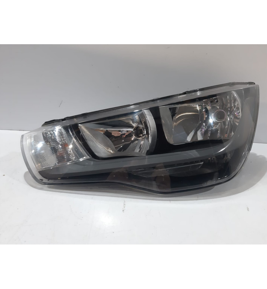 Audi A1 8X Lampa - L - 13117