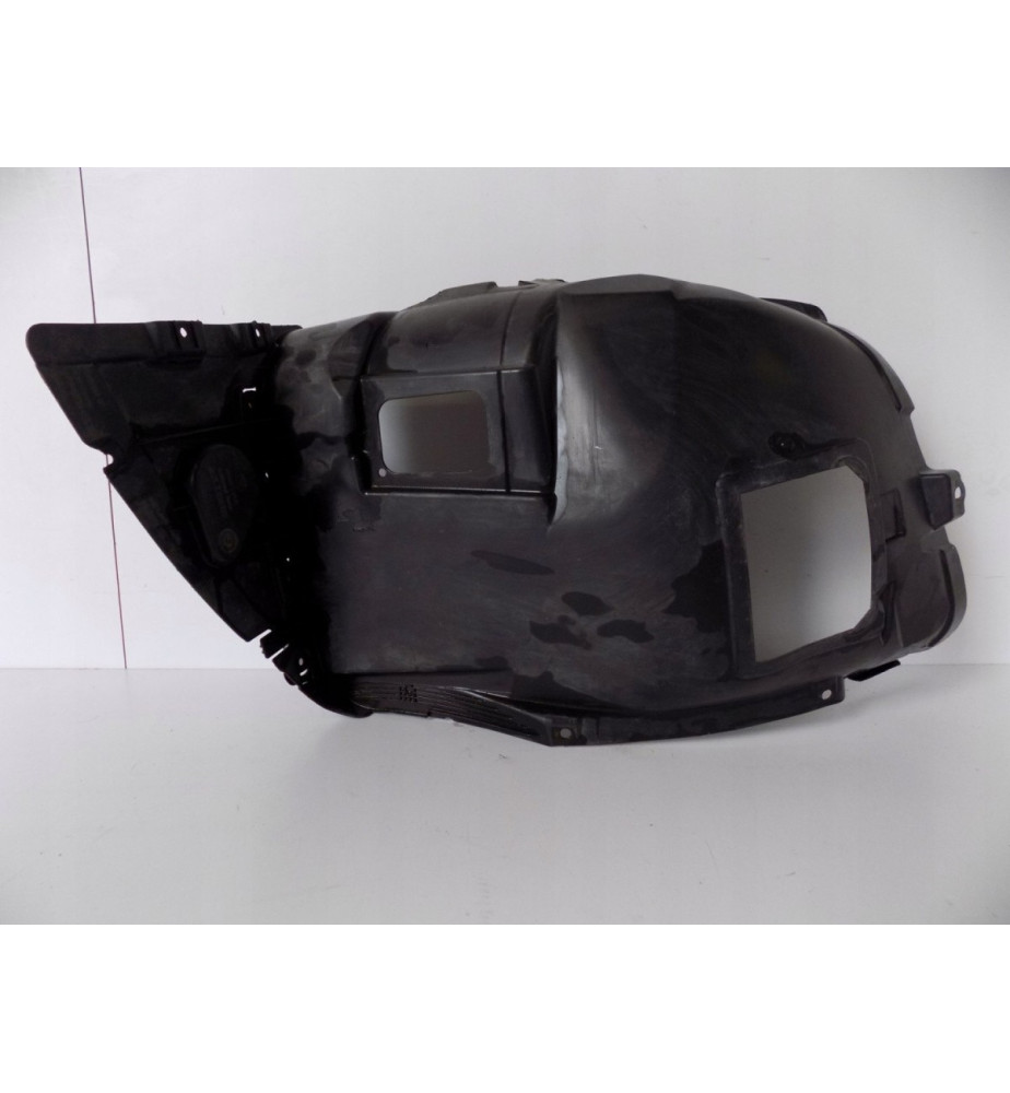 BMW 3 E90 E91 - Predné ľavé blatník - 5216