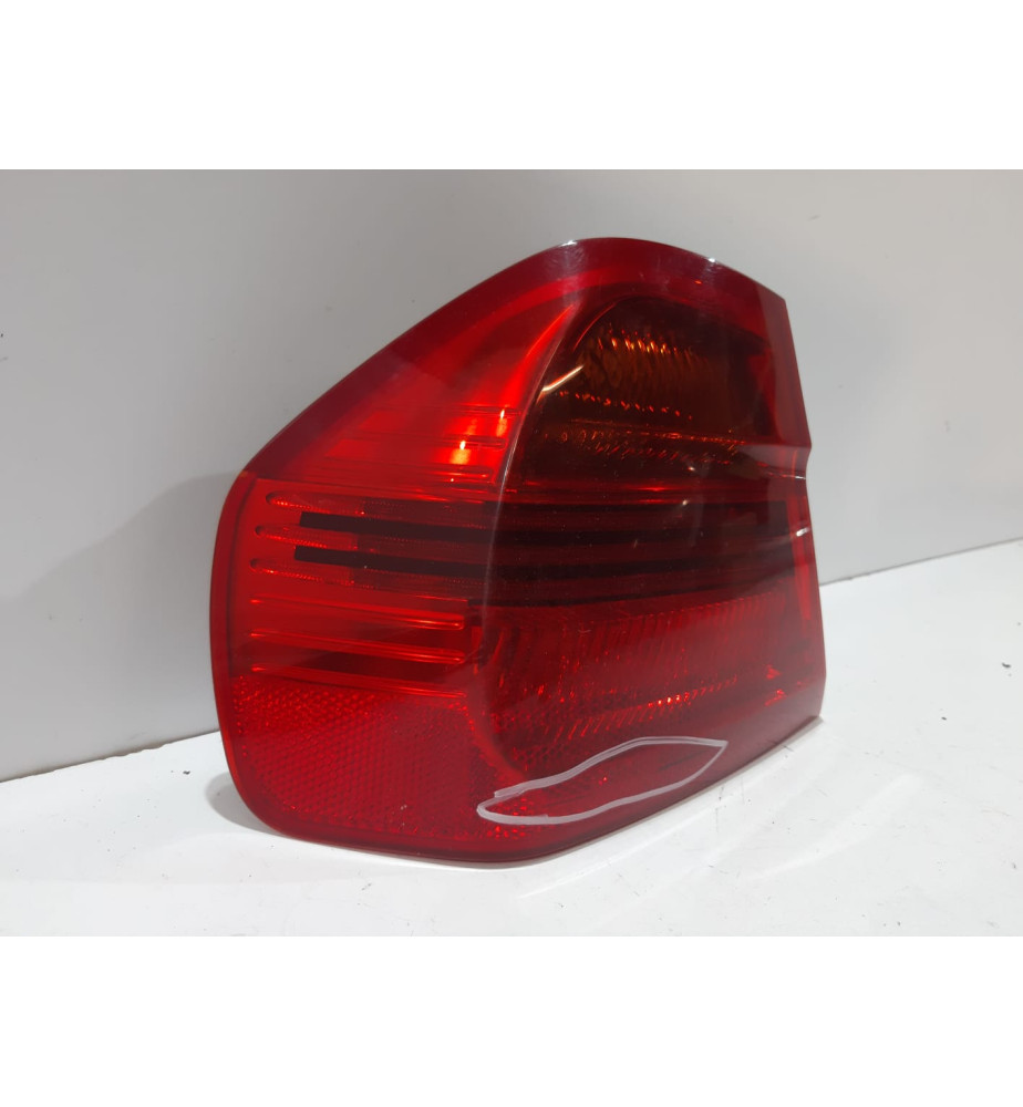 BMW 3 E90/ Zadné svetlo - L- 13132