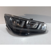 Audi A1 8X Lampa H7 - R -...