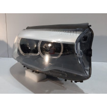 BMW 5 G30 G31 Predná LED lampa R - 13216