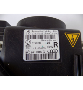 Audi A4 - Pravý Xenonový reflektor - 5188