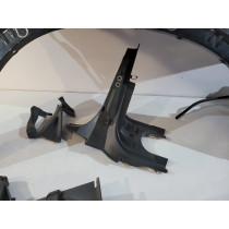 BMW X5 E70 Predný blatník pravý - 13476