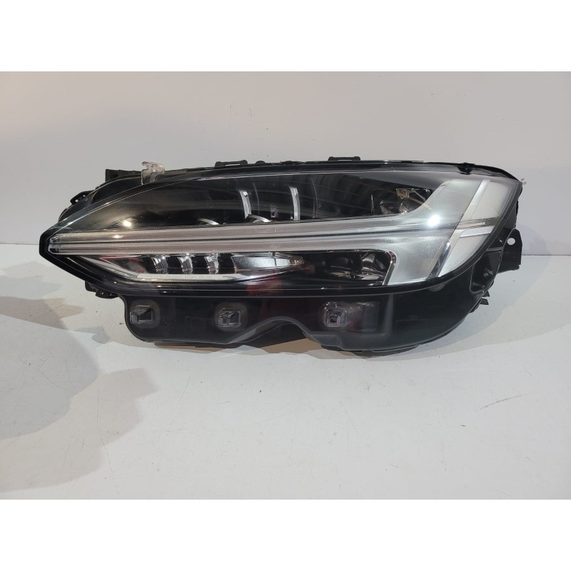 VOLVO V90 Lampa ACTIVE HIGH BEAM - L 13569 | mobilpol.sk