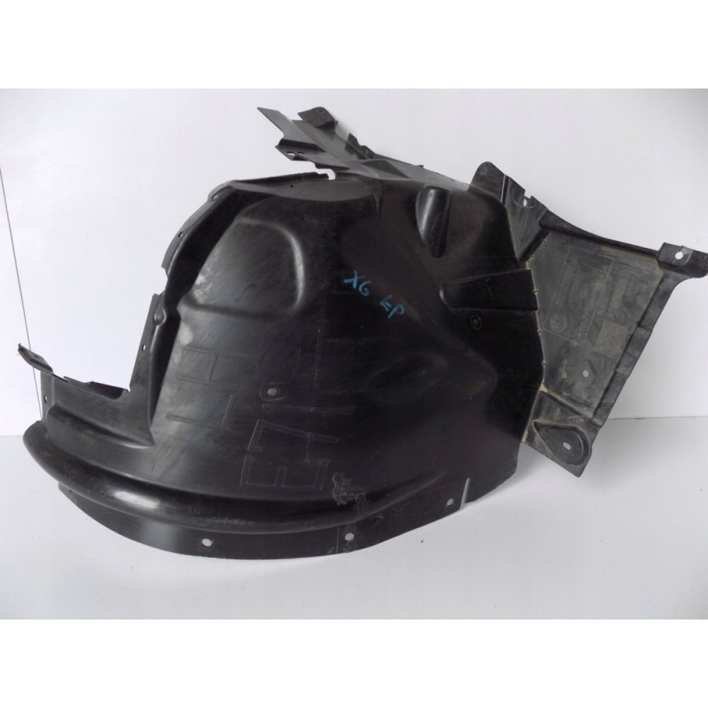 BMW X6 E71 Predné ľavé blatník - 5228