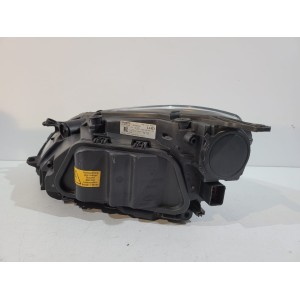 VOLVO V40 Lampa Xenon R - 13686 | mobilpol.sk