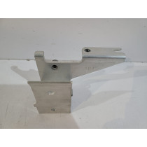 BMW M3 F80, M4 F82 Držiak chladiča L - 13701