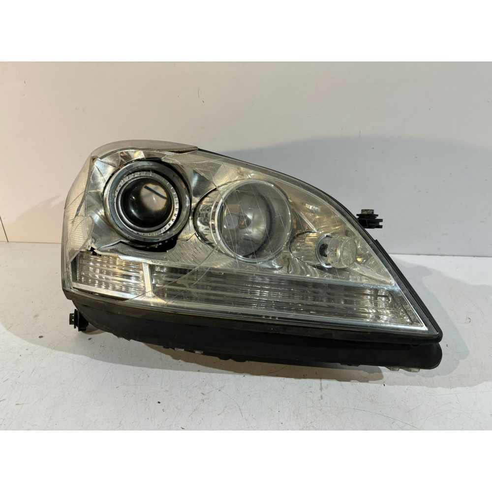 Mercedes ML W164 Predná lampa Xenon - 13860
