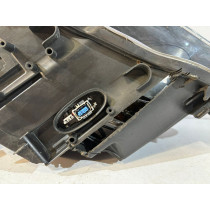 BMW 5 E60 / E61 LCI Predná lampa Xenon R - 13874