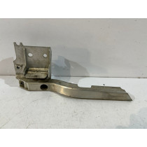 BMW 7 F01 Držiak chladiča...