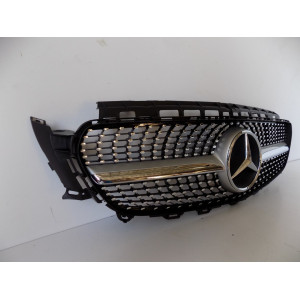 Mercedes E-Klasa W213 / Mriežka Diamond - 3744