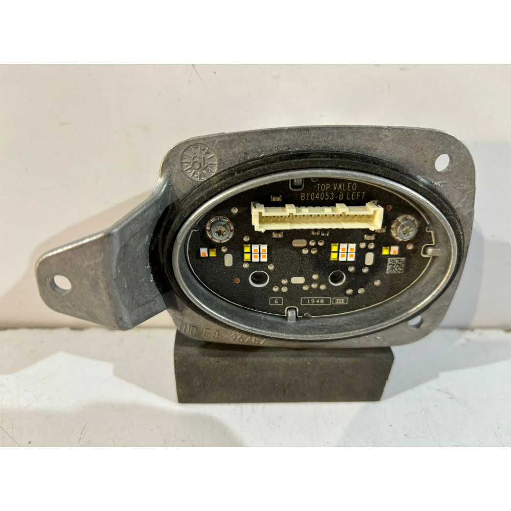 Volvo XC40 Modul LED OE: 90122310 L - 14150