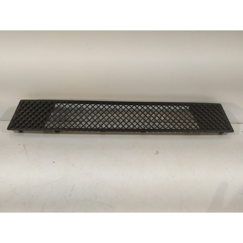 BMW 1 E82 / E88 stredná mriežka - 14184