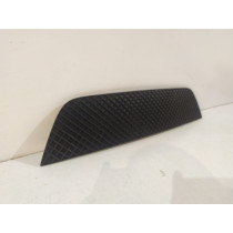 BMW 1 E81 / E87 M-Pakiet stredná mriežka - 14204