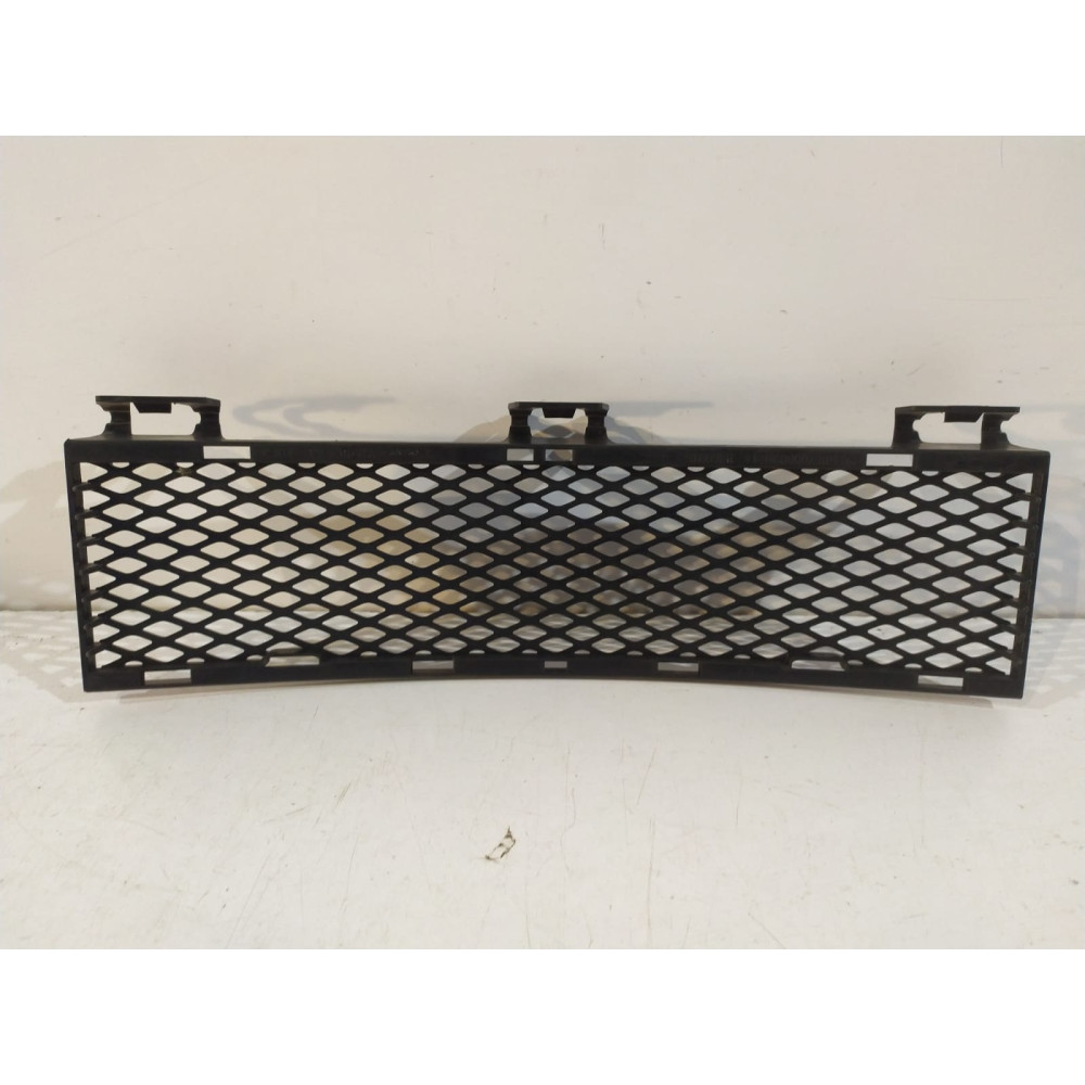 BMW 6 E63 / E64 stredná mriežka nárazníka - 14220