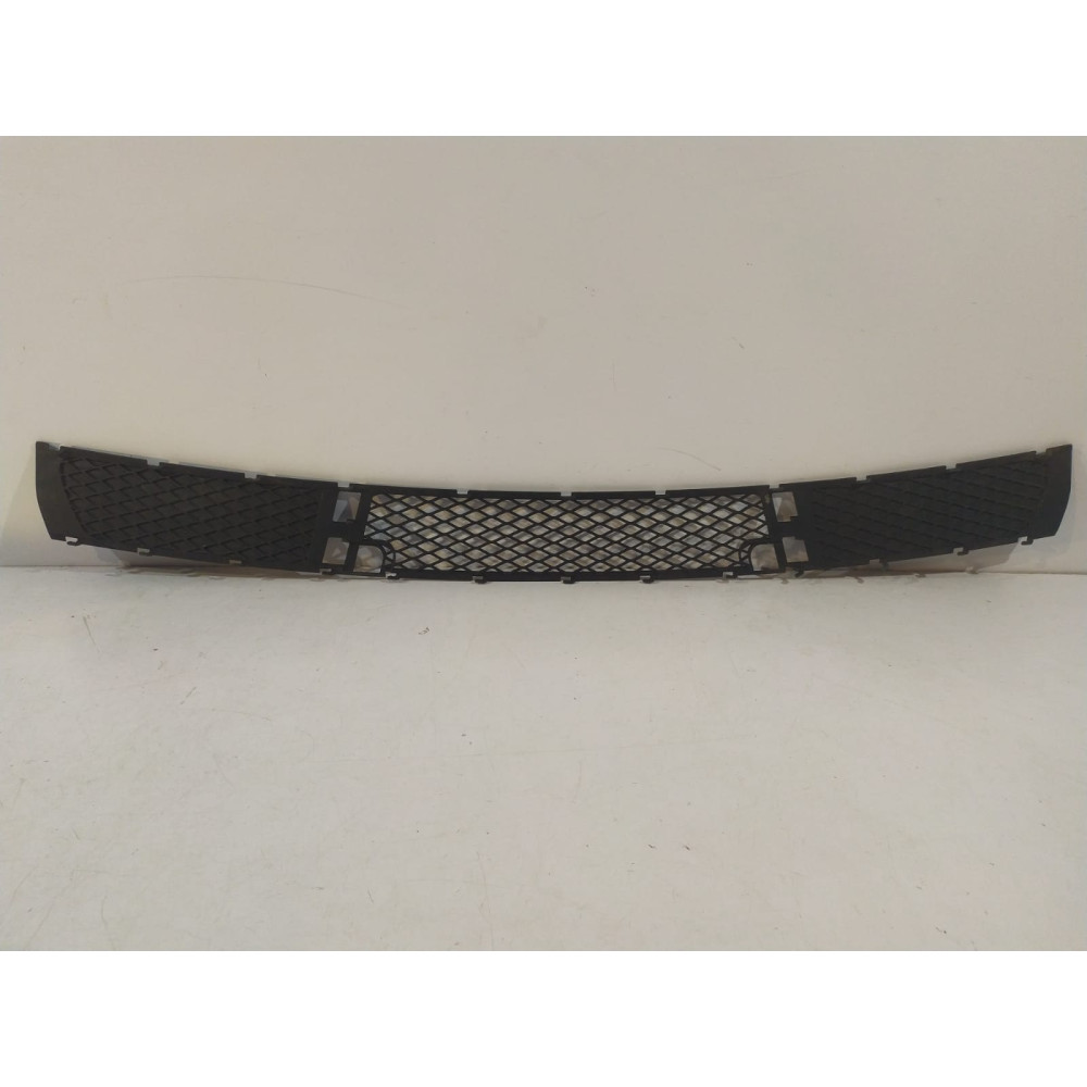 BMW X3 E83 stredná mriežka nárazníka - 14237