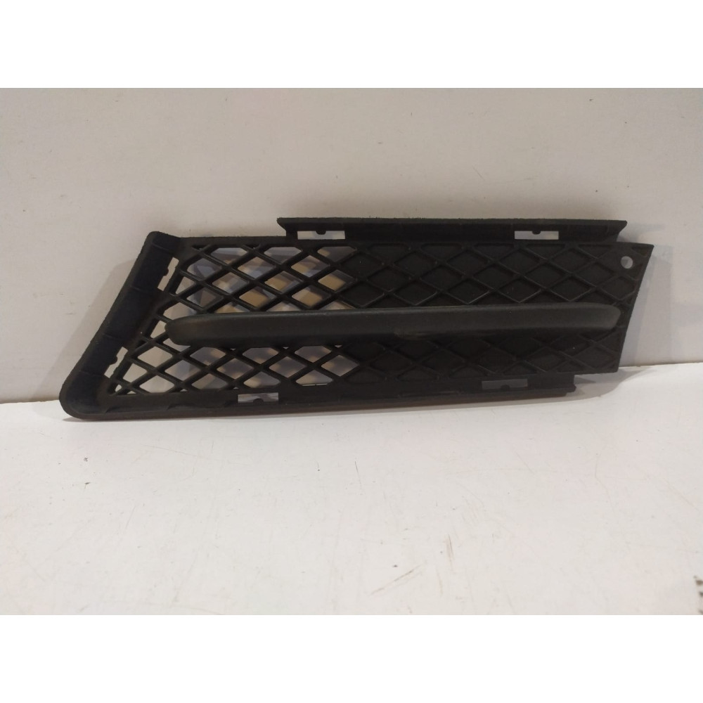 BMW 3 E90 / E91 Ľavá mriežka nárazníka - 14250