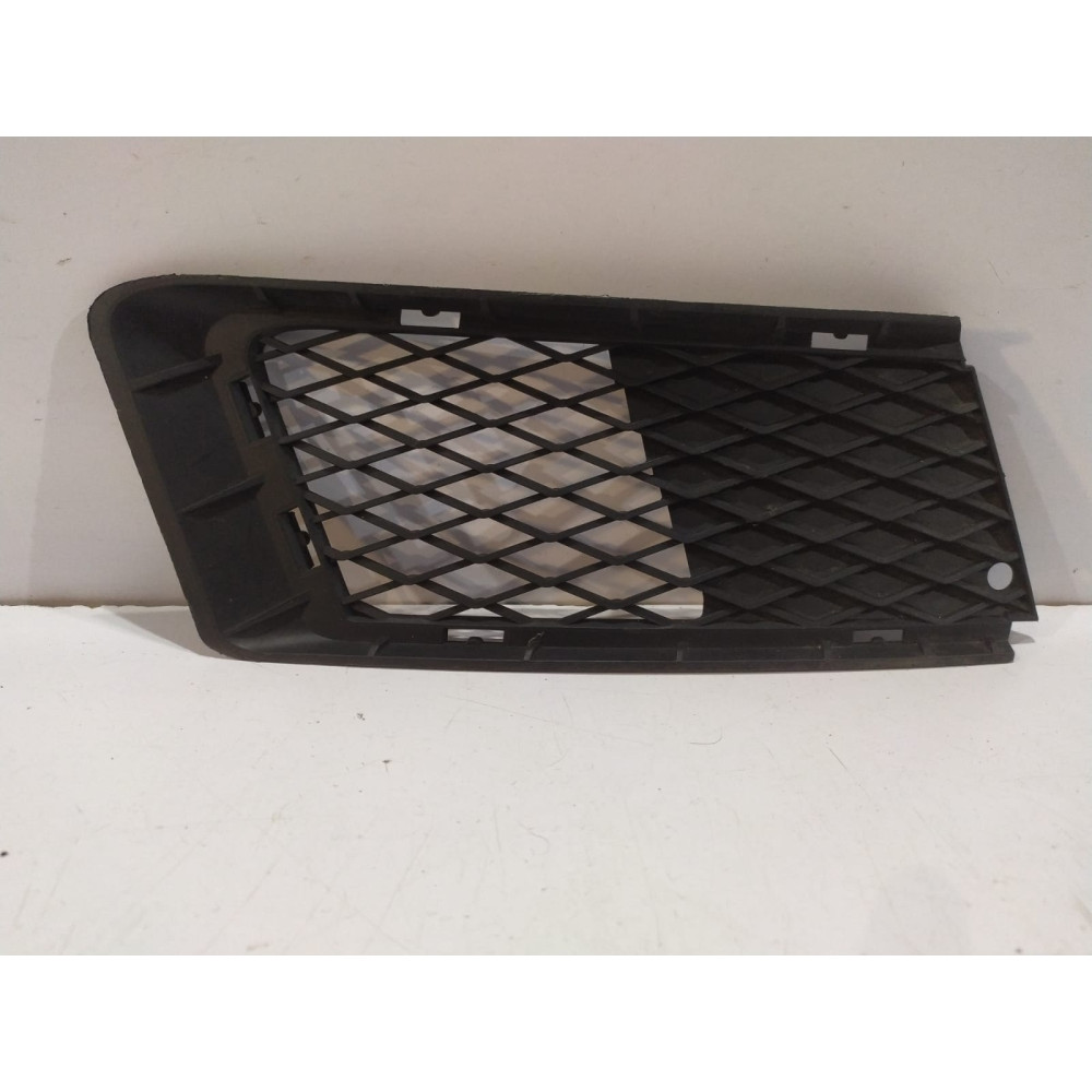 BMW 3 E92 / E93 Pravá mřížka nárazníku - 14260