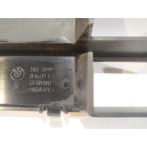 BMW 5 E60 / E61 Pravá mriežka nárazníka - 14272