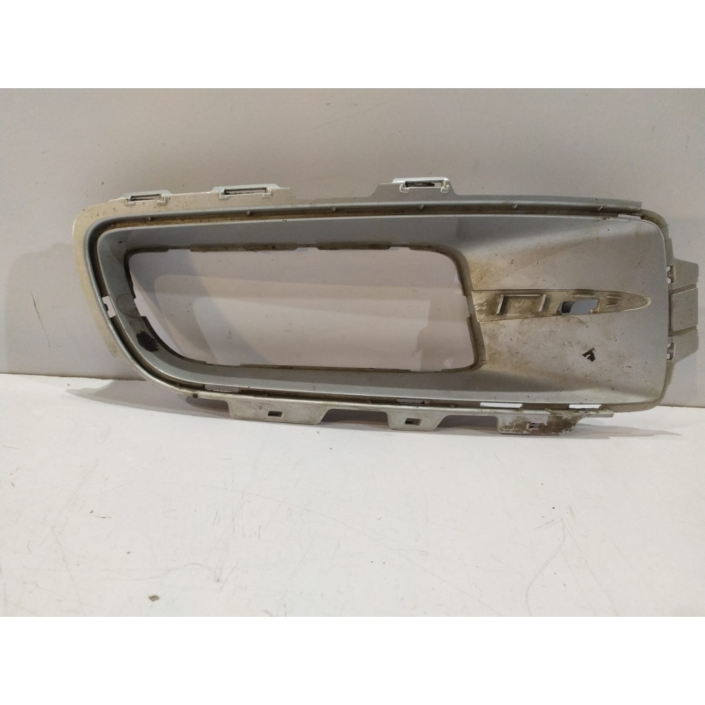 BMW X5 E70 Pravá mřížka nárazníku - 14306