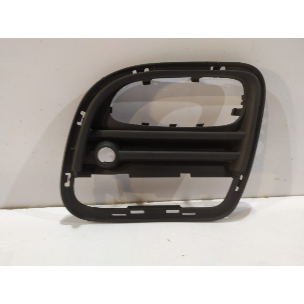 Mini Cooper R56 Pravá mriežka nárazníka - 14317