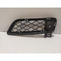 BMW X3 F25 Pravá mriežka...