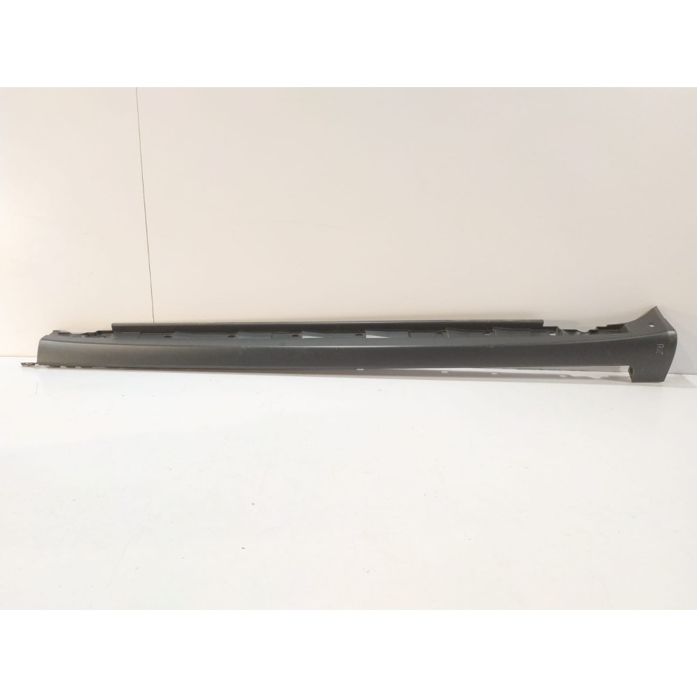 AUDI A4 B6 Lišta / Kryt prahu ľavý - 14471