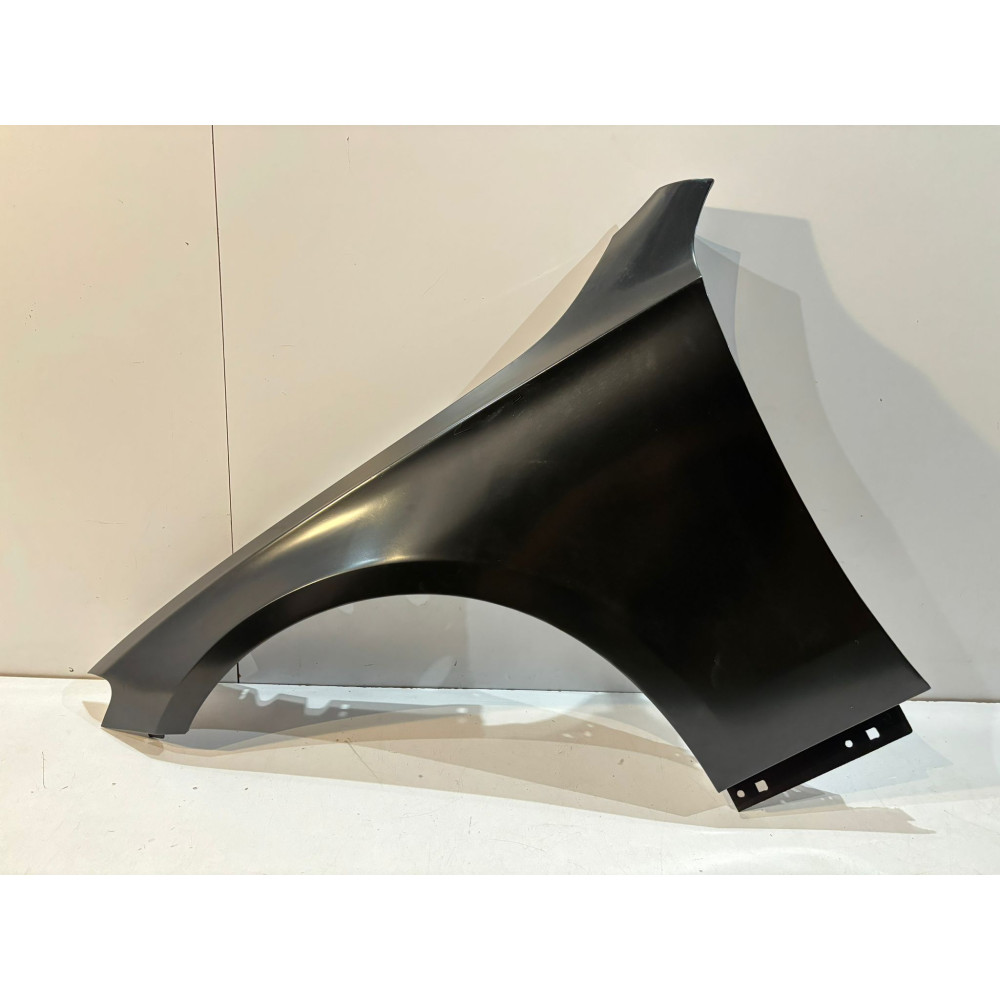 Mercedes E W214 Predný blatník Ľavý - 14573