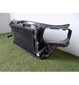 AUDI A4 B5 Predný nárazník/chladič