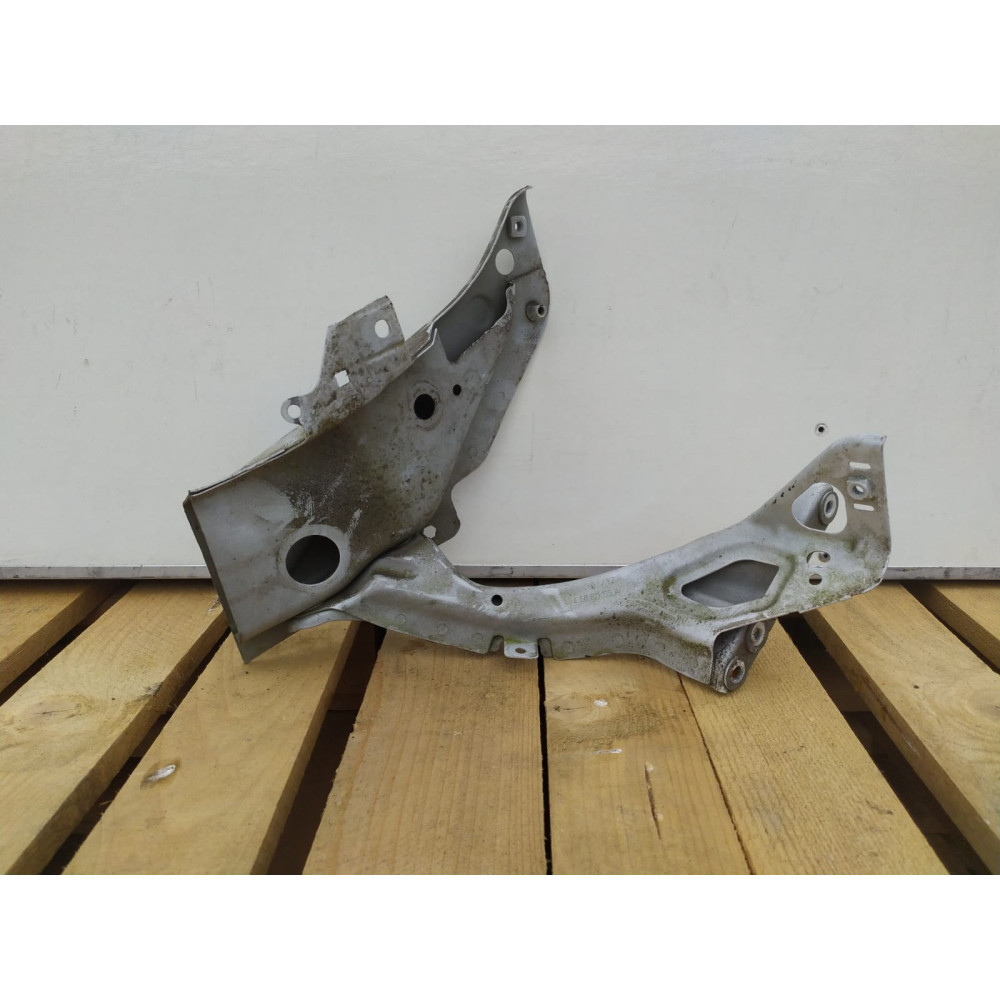 AUDI A6 C7 predná časť nárazníka ľavá - 14501