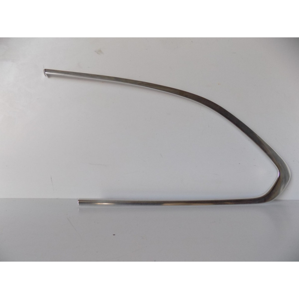 BMW 5 F11 - Bočná oknová lišta L - 5442