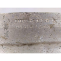 AUDI A4 B8 Nosník nárazníka predný - 14730