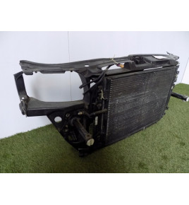 AUDI A4 B5 Predný nárazník/chladič