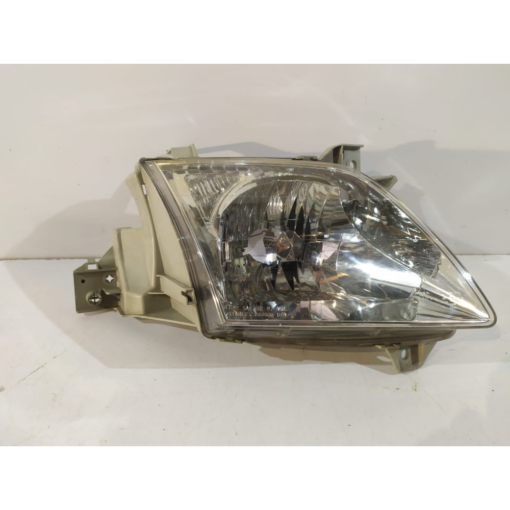 MAZDA MPV Predné svetlo pravé - 14795