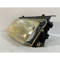 VW PASSAT B5 Ľavé predné svetlo - 14839