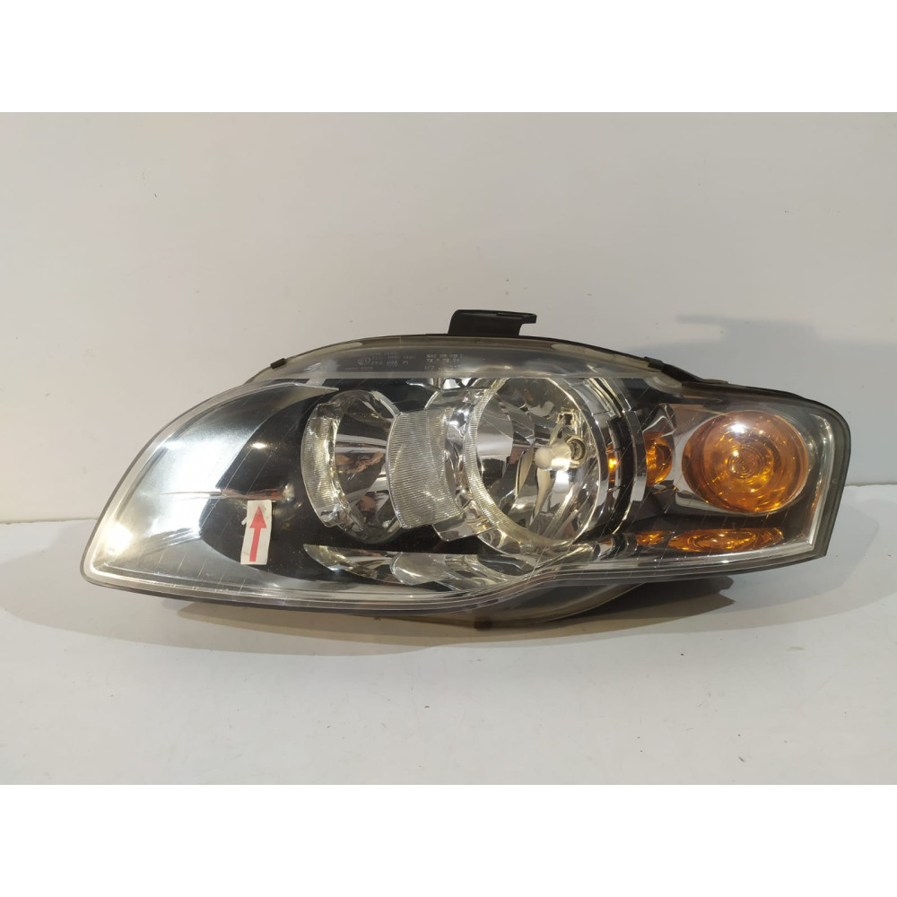Audi A4 B7 Ľavá predná lampa H7 - 14857