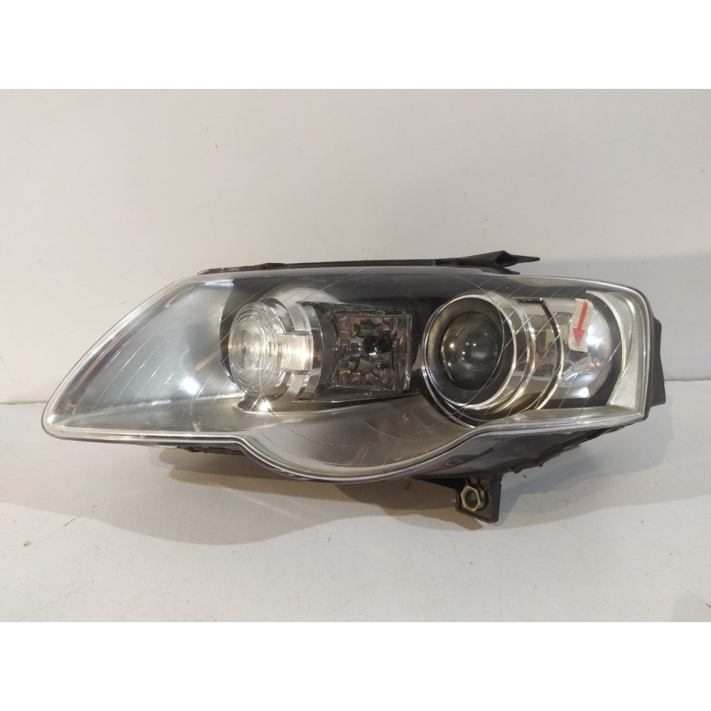VW PASSAT B6 Predná lampa Xenon L - 14887