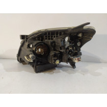 Toyota Avensis T25 predná lampa Xenon R - 15037