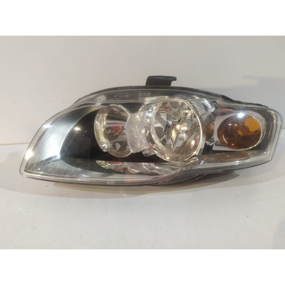 AUDI A4 B7 Predná lampa H7 ľavá - 15141