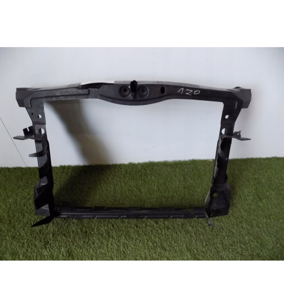 SKODA OCTAVIA 2 Predný pás